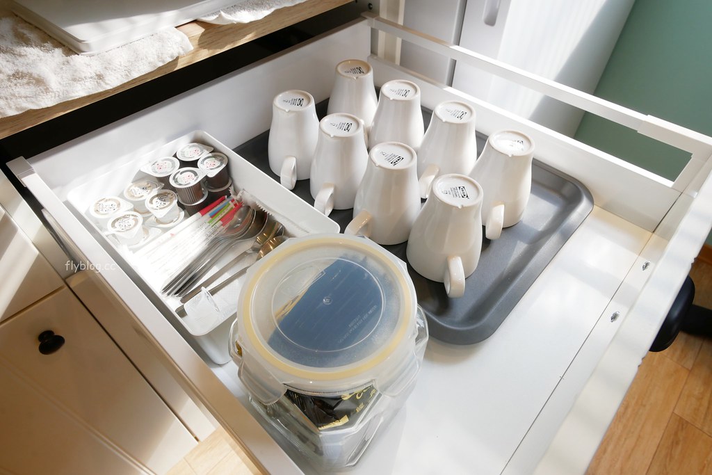 台北士林｜陽明山美國渡假村，美軍宿舍群改裝的渡假村，前庭草皮、烤肉BBQ、兒童遊戲室、DIY美式早餐 @飛天璇的口袋