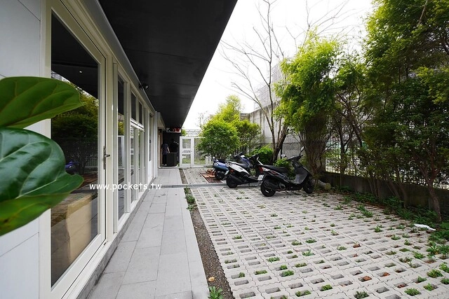 鹽與胡椒┃台中南屯美食：新店4月正式開幕，新址距離舊址5分鐘車程，以私人招待所為概念，餐點仍是道道美味有深度 @飛天璇的口袋