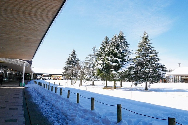 【日本長野】輕井澤~遇見東京第一場初雪，冬季絕美輕井澤一日遊，輕井澤王子Outlet好買好逛好吃，附東京到輕井澤交通方式&JR PASS券 @飛天璇的口袋