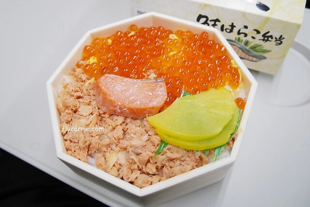 【日本長野】輕井澤~遇見東京第一場初雪，冬季絕美輕井澤一日遊，輕井澤王子Outlet好買好逛好吃，附東京到輕井澤交通方式&JR PASS券 @飛天璇的口袋