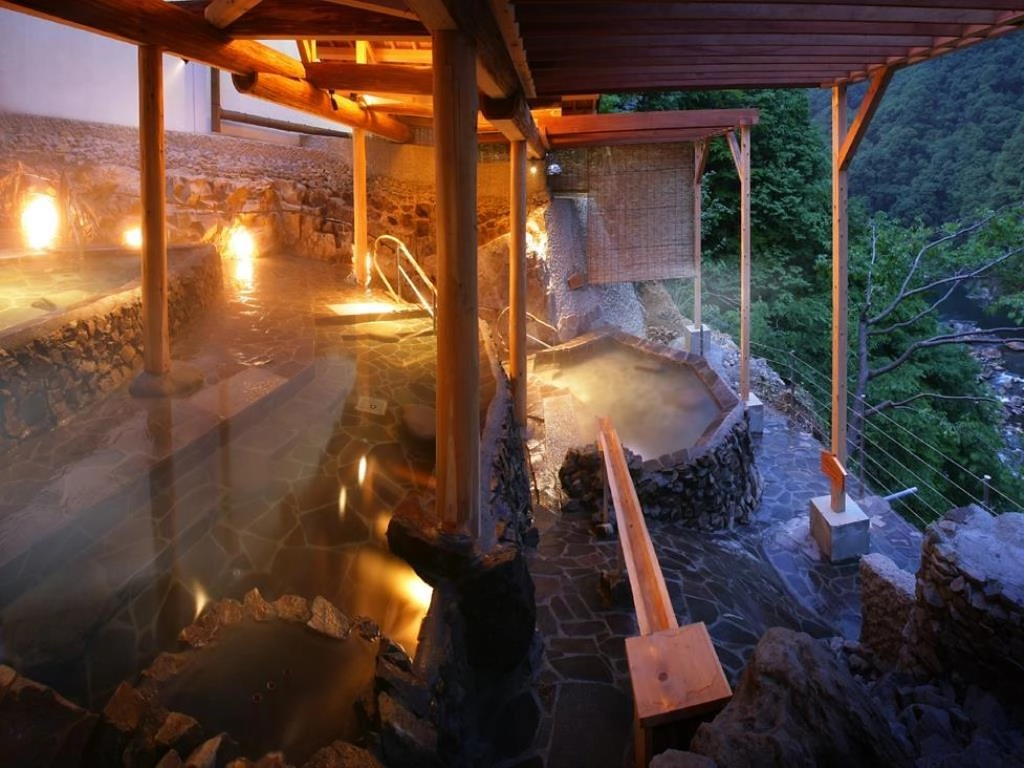 日本福島｜大川莊溫泉飯店 Ookawaso．99%還原鬼滅之刃場景，會津蘆之牧溫泉享受青山綠水環抱 @飛天璇的口袋