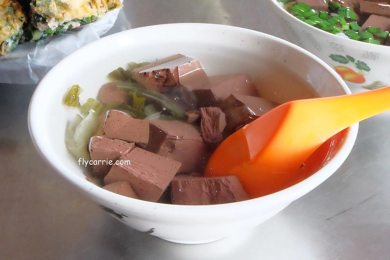 【台中西區】南屯廟口炸粿，大忠福德祠廟前無名炸粿，台灣人必吃的傳統小吃美食，下午3點才開始營業 @飛天璇的口袋