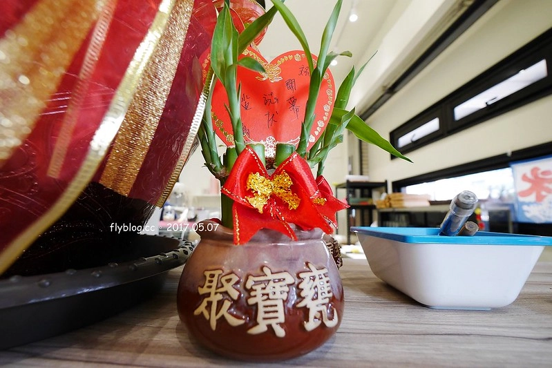 老喬冰菓室．JOY’S ICE┃北屯美食推薦：雲林虎尾超人氣冰品店，淡淡的文青復古風，北屯新開幕冰品店推薦 @飛天璇的口袋