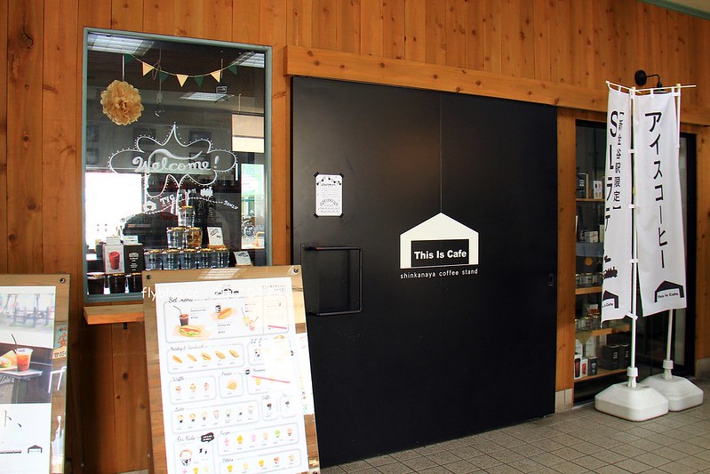 【日本靜岡】大井川鐵道~新金谷站搭乘復古懷舊SL號蒸氣火車，鐵道界的活化石也是日本最美的鐵道之一，還有期間限定的湯瑪士小火車 @飛天璇的口袋