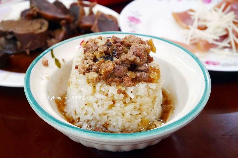 台中中區｜富貴亭當歸鴨麵線．米其林必比登推薦，在地飄香60年的當歸鴨老店 @飛天璇的口袋