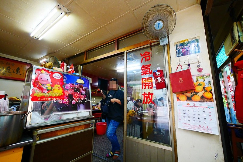 台中中區｜富貴亭當歸鴨麵線．米其林必比登推薦，在地飄香60年的當歸鴨老店 @飛天璇的口袋