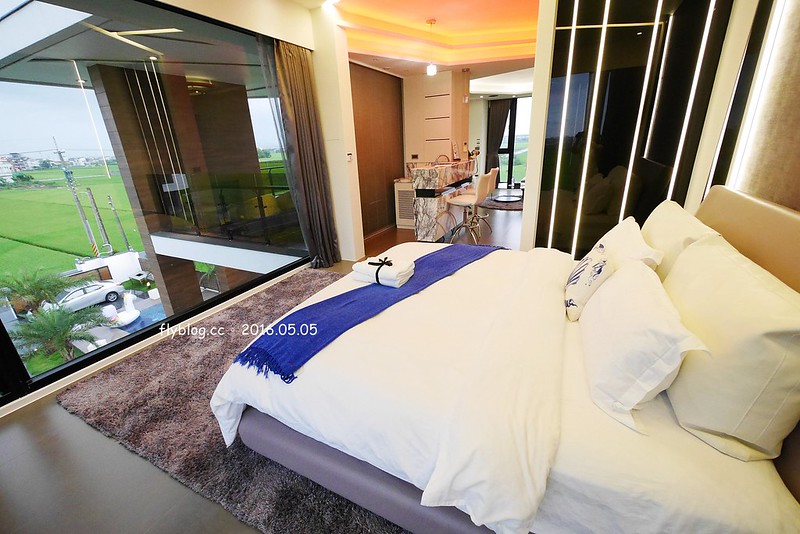 The One樂灣宜蘭頂級Villa泳池民宿┃宜蘭民宿推薦：周杰倫指定渡蜜月的宜蘭民宿，擁有獨立泳池、免費飲料、KTV，適合包棟渡假 @飛天璇的口袋