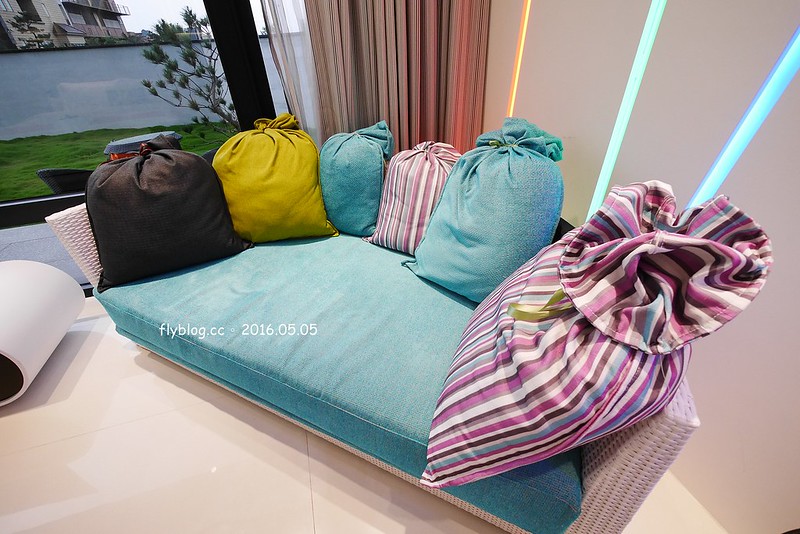 The One樂灣宜蘭頂級Villa泳池民宿┃宜蘭民宿推薦：周杰倫指定渡蜜月的宜蘭民宿，擁有獨立泳池、免費飲料、KTV，適合包棟渡假 @飛天璇的口袋