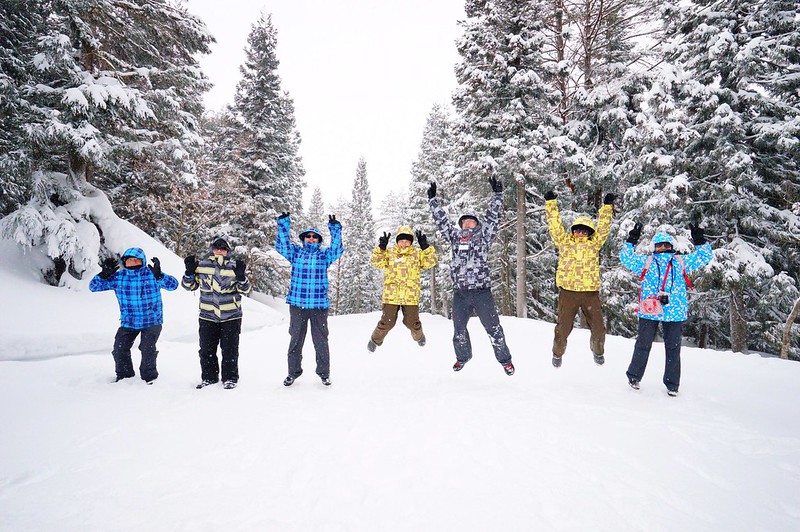 Fairy Land金山滑雪場┃福島旅遊景點：搭乘雪地纜車體驗，還有初階版的雪上甜甜圈、雪鞦和雪盆&hellip;等，冬季到奧會津就是要滑雪 @飛天璇的口袋