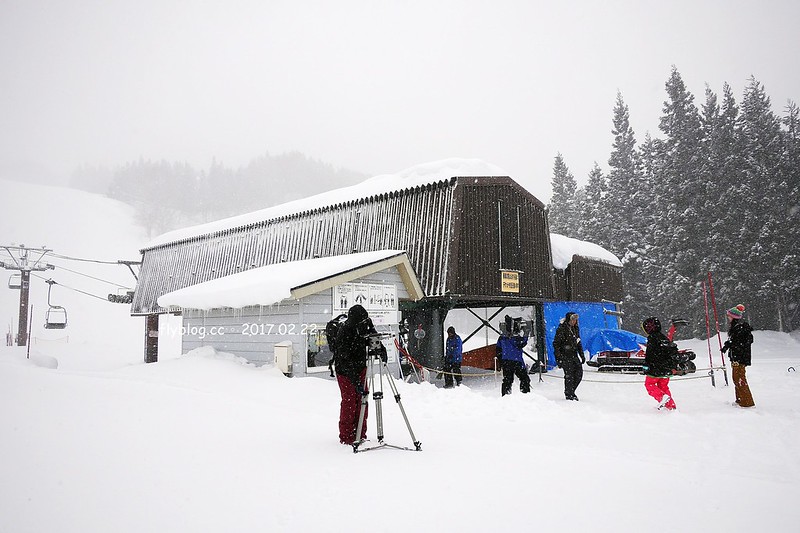 Fairy Land金山滑雪場┃福島旅遊景點：搭乘雪地纜車體驗，還有初階版的雪上甜甜圈、雪鞦和雪盆&hellip;等，冬季到奧會津就是要滑雪 @飛天璇的口袋