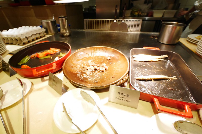 漢來海港百匯吃到飽┃台中西區美食：日本廣島生蠔吃到飽，5/8~6/4限時供應，個人推薦焦糖葡萄柚、新鮮海鮮、主廚甜點 @飛天璇的口袋