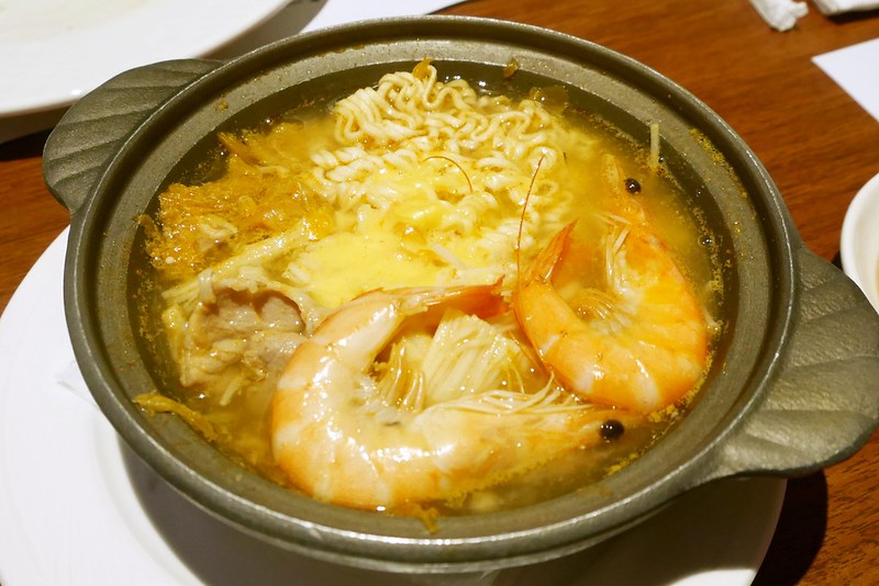 漢來海港百匯吃到飽┃台中西區美食：日本廣島生蠔吃到飽，5/8~6/4限時供應，個人推薦焦糖葡萄柚、新鮮海鮮、主廚甜點 @飛天璇的口袋