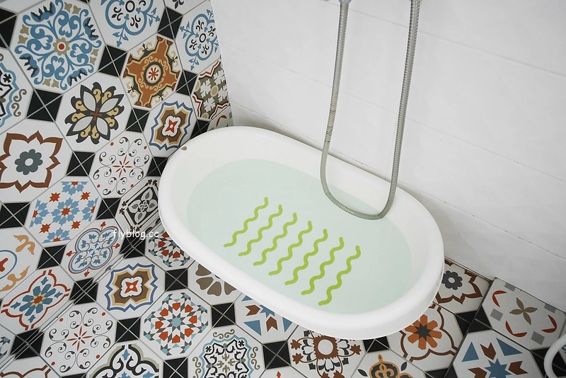 耿毛一家┃宜蘭民宿推薦：五結鄉清新風格新民宿，適合包棟住宿，提供烤肉用具、麻將桌和餐具，享受屬於自已的度假空間 @飛天璇的口袋