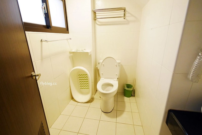 耿毛一家┃宜蘭民宿推薦：五結鄉清新風格新民宿，適合包棟住宿，提供烤肉用具、麻將桌和餐具，享受屬於自已的度假空間 @飛天璇的口袋