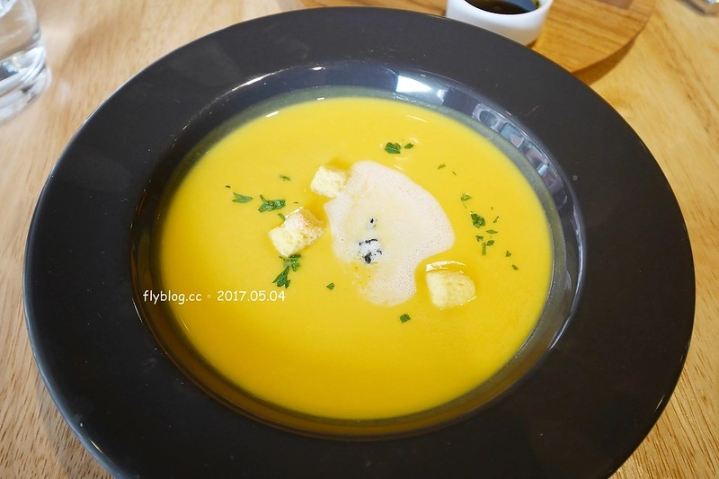 台中南屯｜Nest Kitchen．餐點很有溫度也很有質感，近期很喜歡的義式餐廳 @飛天璇的口袋