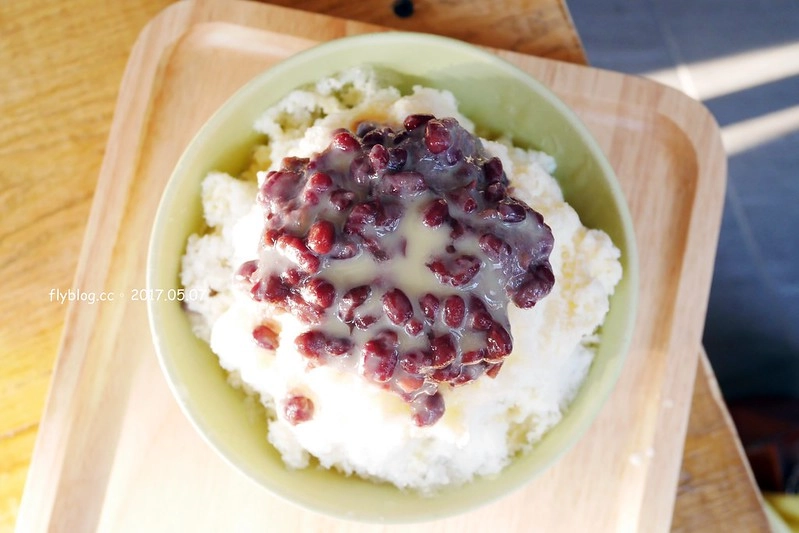 老喬冰菓室．JOY’S ICE┃北屯美食推薦：雲林虎尾超人氣冰品店，淡淡的文青復古風，北屯新開幕冰品店推薦 @飛天璇的口袋