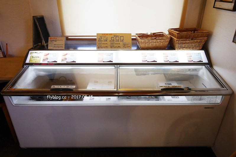 福島五天四夜自駕┃風花起司蛋糕工房(チーズケーキ工房・カフェ風花) ：雨後意外的下午茶，巧遇人氣NO.1的起司蛋糕，二本松市鄰近岳溫泉、豬苗代湖和五色沼湖 @飛天璇的口袋