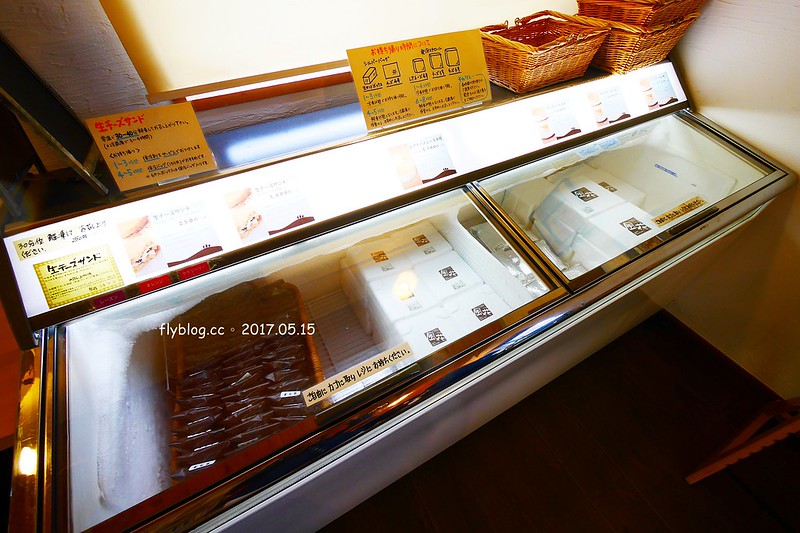 福島五天四夜自駕┃風花起司蛋糕工房(チーズケーキ工房・カフェ風花) ：雨後意外的下午茶，巧遇人氣NO.1的起司蛋糕，二本松市鄰近岳溫泉、豬苗代湖和五色沼湖 @飛天璇的口袋