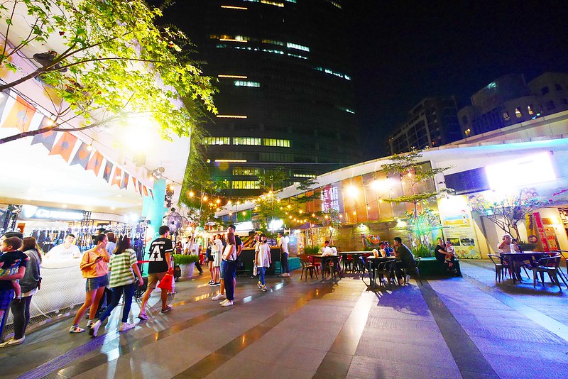 GQ大人的球池┃台中草悟道：世界5大球池台中輪你跳，找回童年的快樂，應該會成為台中IG打卡熱門景點 @飛天璇的口袋