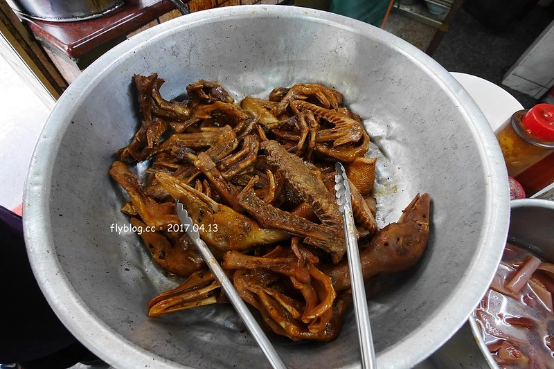 台中中區｜富貴亭當歸鴨麵線．米其林必比登推薦，在地飄香60年的當歸鴨老店 @飛天璇的口袋