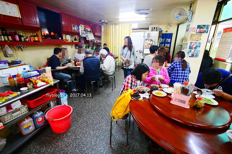 台中中區｜富貴亭當歸鴨麵線．米其林必比登推薦，在地飄香60年的當歸鴨老店 @飛天璇的口袋