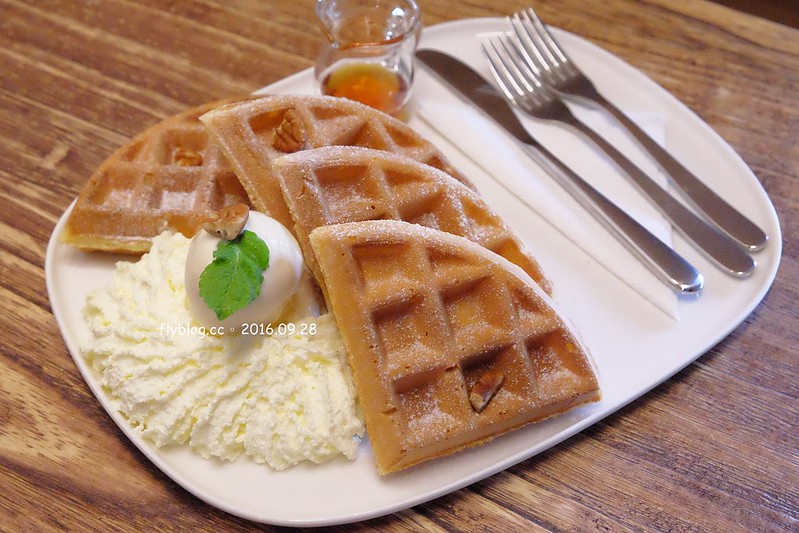 嘉義東區｜森咖啡．Morikoohii：漫步檜意森活村，淡淡的日式氛圍，享受悠閒的下午茶 @飛天璇的口袋