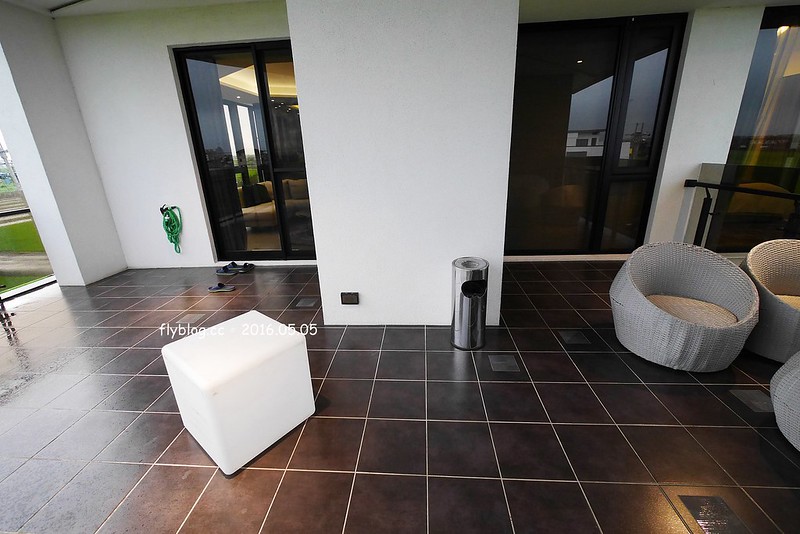 The One樂灣宜蘭頂級Villa泳池民宿┃宜蘭民宿推薦：周杰倫指定渡蜜月的宜蘭民宿，擁有獨立泳池、免費飲料、KTV，適合包棟渡假 @飛天璇的口袋