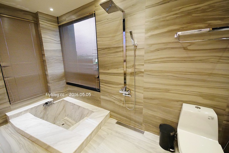 The One樂灣宜蘭頂級Villa泳池民宿┃宜蘭民宿推薦：周杰倫指定渡蜜月的宜蘭民宿，擁有獨立泳池、免費飲料、KTV，適合包棟渡假 @飛天璇的口袋