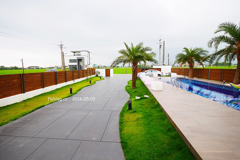 The One樂灣宜蘭頂級Villa泳池民宿┃宜蘭民宿推薦：周杰倫指定渡蜜月的宜蘭民宿，擁有獨立泳池、免費飲料、KTV，適合包棟渡假 @飛天璇的口袋