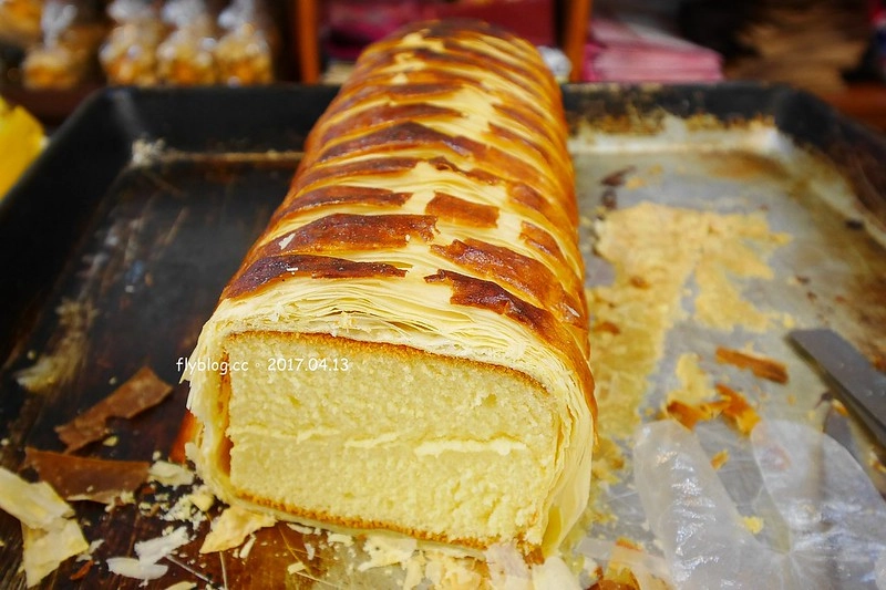 台中南區｜榮記餅店．好吃的台式馬卡龍牛粒，隱藏第三市場的老牌糕餅店 @飛天璇的口袋