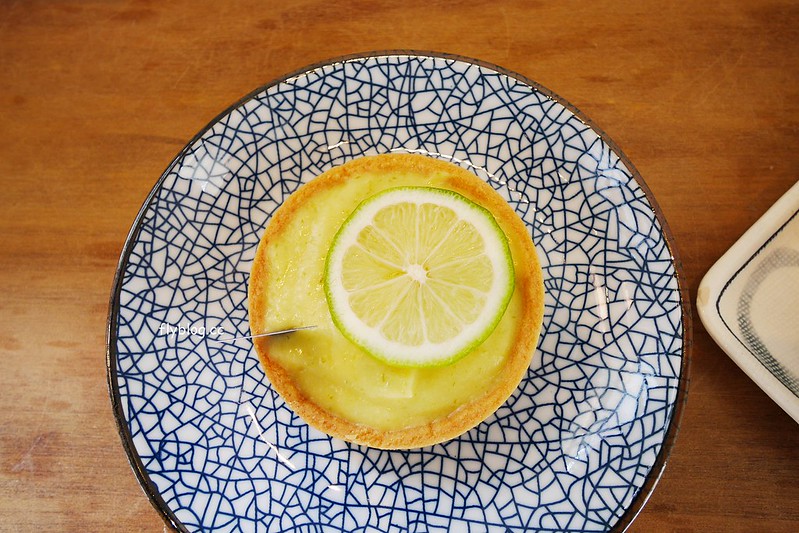 Overture 序曲┃台中北屯美食：老宅改建文青風甜點店，甜點好吃環境好拍，個人心中北屯最好吃的甜點店 @飛天璇的口袋