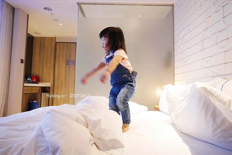 【高雄三民】頭等艙飯店．站前館，高雄兩天一夜小旅行，推薦離高雄火車站最近的頭等艙商務飯店，吃美食、逛街購物都方便 @飛天璇的口袋