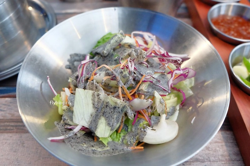 咚咚家韓式豬肉專賣 dondonga┃台中西屯美食：韓國烤肉夢幻組合：西班牙伊比利豬&台東香草豬，鄰近秋紅谷公園 @飛天璇的口袋