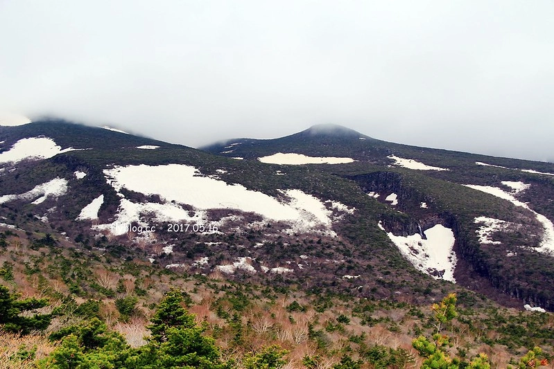 福島五天四夜自駕┃安達太良山：搭乘纜車欣賞日本百座名山，5/13~6/4期間長達1500公尺的百萬登海，春綠、秋楓、冬雪&hellip;一年四季不同美景 @飛天璇的口袋
