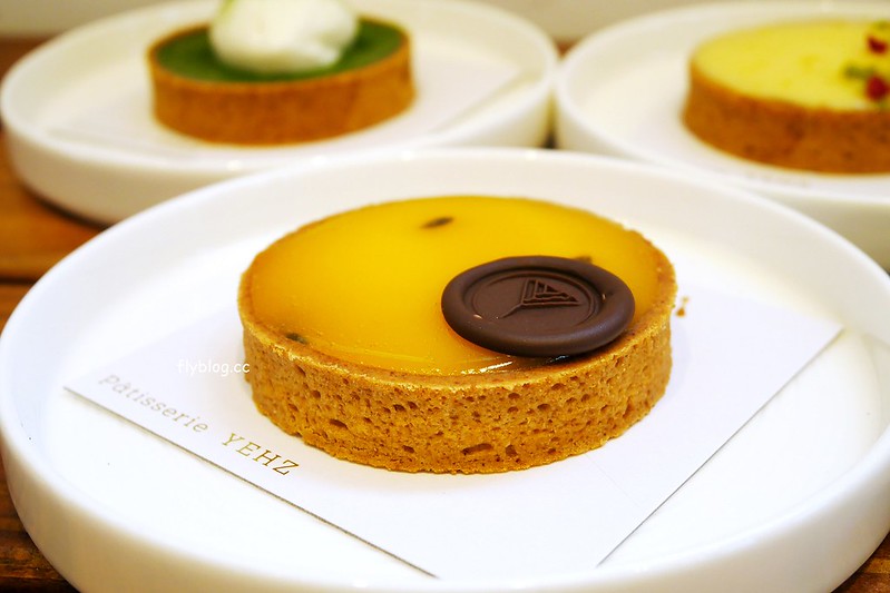 葉食甜點工作室．P&acirc;tisserie YEHZ：比想像中還出色的塔類專賣店，推薦抹茶塔帶有瀨祭清酒香氣，味道迷人帶有層次感 @飛天璇的口袋