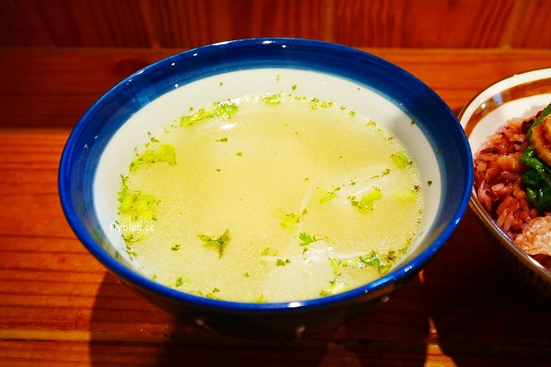 台中北區｜東沐食在．台中文青風格的鴨肉飯，第一屆台灣500碗認證 @飛天璇的口袋