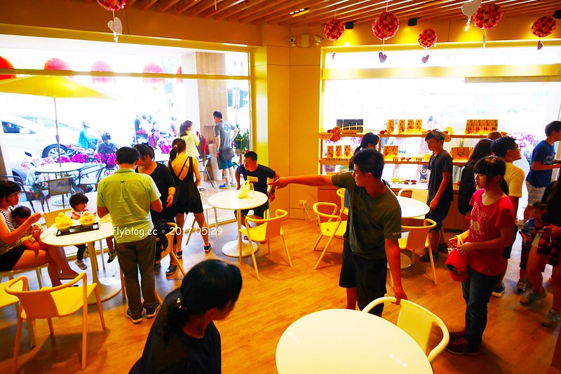 思慕昔．永康街芒果冰┃台中北區美食：CNN推薦台灣必吃美食，旺季日季4500碗，5/13進駐一中商圈 @飛天璇的口袋