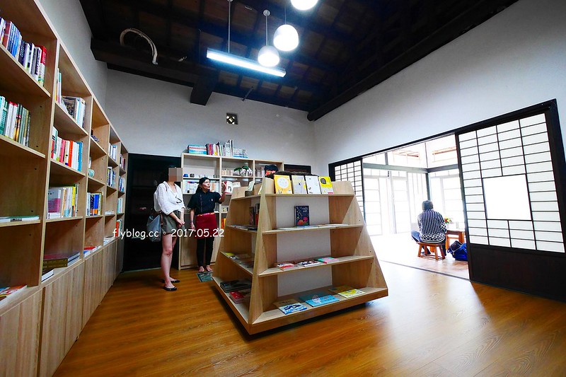 一德洋樓．台中市歷史建築林懋陽故居┃台中北屯美食：百年古蹟再造，結合一德藝文茶館、禧院喜餅、羅布森書蟲房冊惦、布朗尼甜點，未來還會有兒童沙坑和遊戲區 @飛天璇的口袋