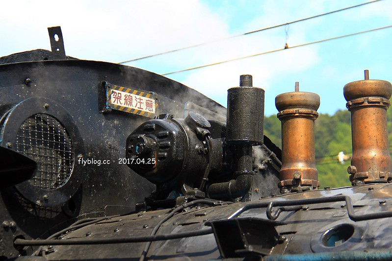【日本靜岡】大井川鐵道~新金谷站搭乘復古懷舊SL號蒸氣火車，鐵道界的活化石也是日本最美的鐵道之一，還有期間限定的湯瑪士小火車 @飛天璇的口袋