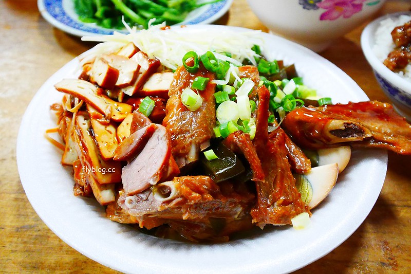 台中北屯｜松竹麵攤．松竹路上生意最好的麵店，營業到凌晨1點宵夜場 @飛天璇的口袋