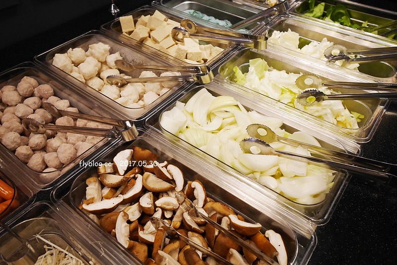 【台中北區】兩餐韓國年糕火鍋，$299元無限量吃到飽！吃完年糕後再做炒飯，中友百貨商圈一樓 @飛天璇的口袋