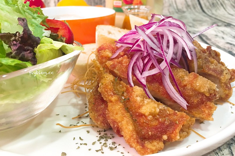 米拉貝爾咖啡｜和美地區少見的親子友善餐廳，環境舒服明亮採光好，餐點選擇性多CP值高 @飛天璇的口袋