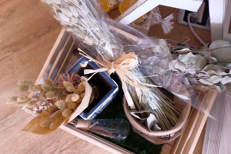 日許時間┃台中北區美食：充滿日式雜貨風的餐廳，餐點輕爽平價好吃，轉角遇見都市中的叢林 @飛天璇的口袋