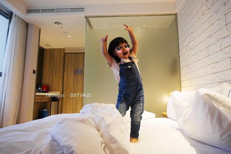 【高雄三民】頭等艙飯店．站前館，高雄兩天一夜小旅行，推薦離高雄火車站最近的頭等艙商務飯店，吃美食、逛街購物都方便 @飛天璇的口袋