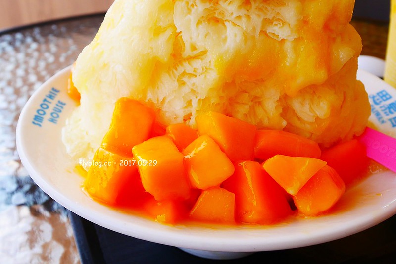 思慕昔．永康街芒果冰┃台中北區美食：CNN推薦台灣必吃美食，旺季日季4500碗，5/13進駐一中商圈 @飛天璇的口袋