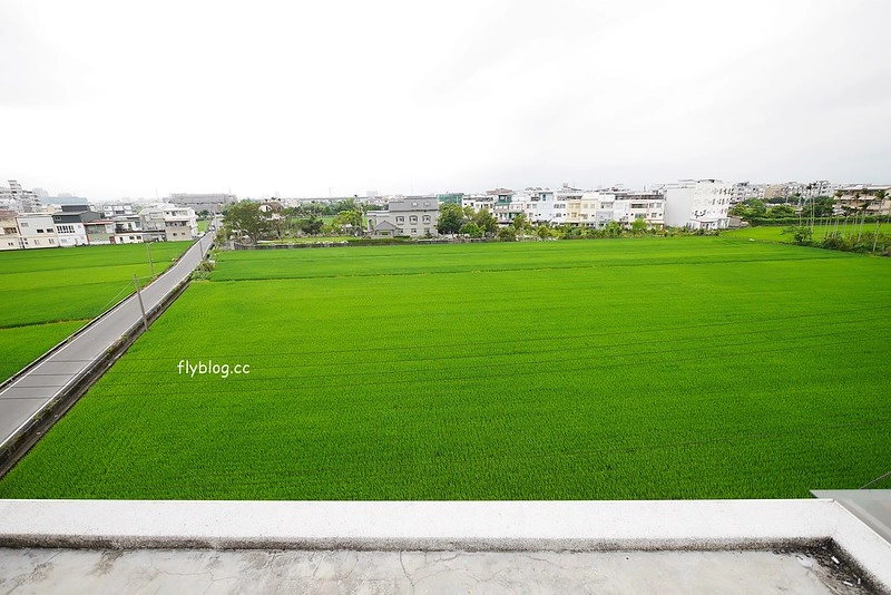 耿毛一家┃宜蘭民宿推薦：五結鄉清新風格新民宿，適合包棟住宿，提供烤肉用具、麻將桌和餐具，享受屬於自已的度假空間 @飛天璇的口袋