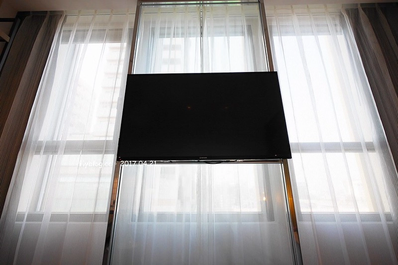 【高雄三民】頭等艙飯店．站前館，高雄兩天一夜小旅行，推薦離高雄火車站最近的頭等艙商務飯店，吃美食、逛街購物都方便 @飛天璇的口袋