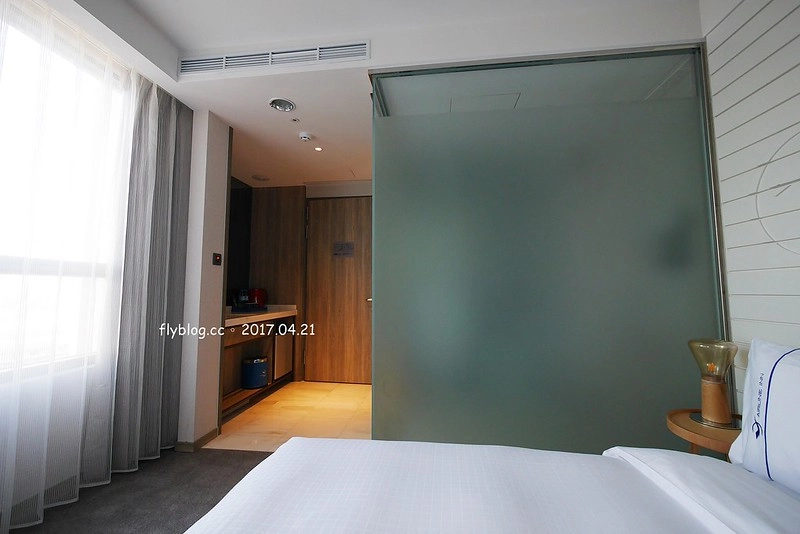 【高雄三民】頭等艙飯店．站前館，高雄兩天一夜小旅行，推薦離高雄火車站最近的頭等艙商務飯店，吃美食、逛街購物都方便 @飛天璇的口袋