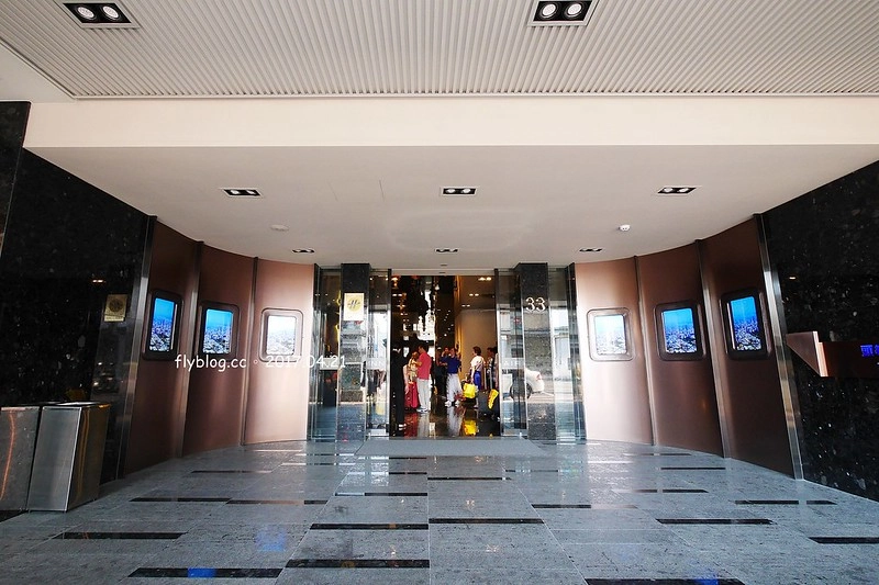 【高雄三民】頭等艙飯店．站前館，高雄兩天一夜小旅行，推薦離高雄火車站最近的頭等艙商務飯店，吃美食、逛街購物都方便 @飛天璇的口袋