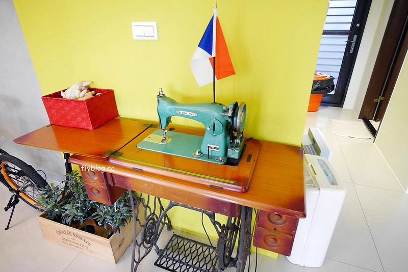 耿毛一家┃宜蘭民宿推薦：五結鄉清新風格新民宿，適合包棟住宿，提供烤肉用具、麻將桌和餐具，享受屬於自已的度假空間 @飛天璇的口袋